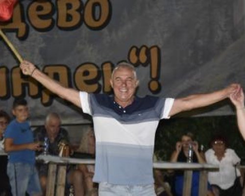 Заря и дълги хора на събора в Градево
