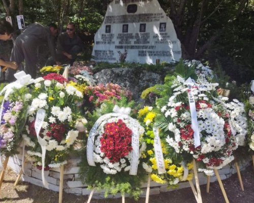 20 години от трагичната гибел на трима пилоти и пожарникар в Разлошко