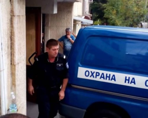 Задържане под стража за убийците на Мешанлията