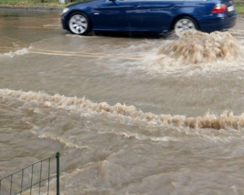 Внимание : Синоптиците прогнозират бури в неделя