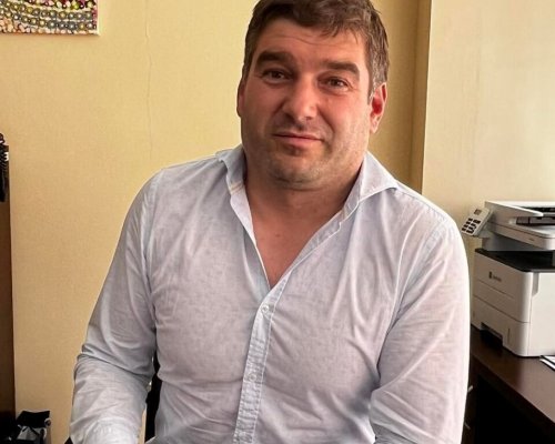 Заместник-кметът на Община Разлог Иван Гюров заведе дело за уронване на авторитета му срещу неверни публикации във Фейсбук