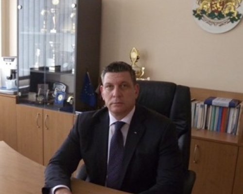 Ексшефът на ОД на МВР  Благоевград Г. Кандев с 44 722 лв. годишен доход от заплати, заместникът му Стоян Маламов с 45 549 лв.