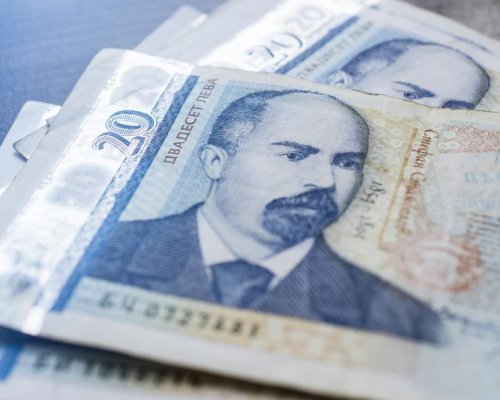 Вдигат линията на бедност с 22 лева