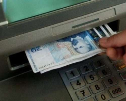 Банковите такси се увеличават отново