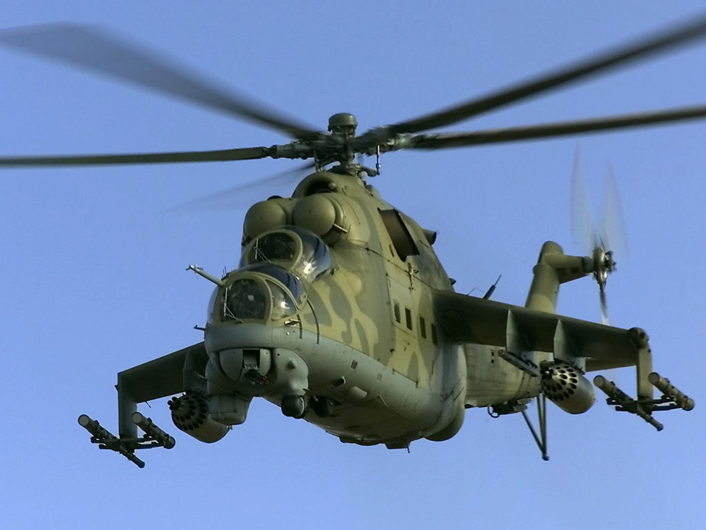 Хеликоптер разкрива нивите с канабис край Петрич и Сандански (снимки)