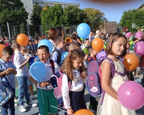 57 хиляди първокласници влизат в училище на 15 септември