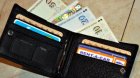 Посред бял ден: Свиха портфейл с пари и документи от кафене в Благоевград