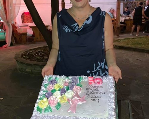 Певицата на народа Николина Чакърдъкова празнува рожден ден днес