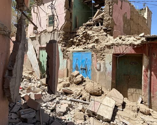 Броят на жертвите на мощното земетресение в Мароко достигна 1037 души