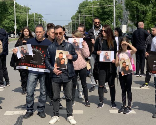 Национален протест срещу войната по пътищата
