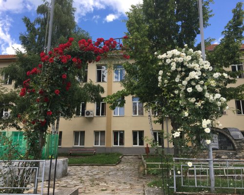 Румен Радев открива учебната година в Кочан