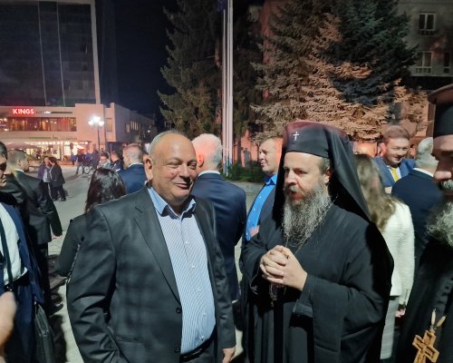 Владиката Серафим даде благословия на д-р Румен Кондев за кметската надпревара в Разлог