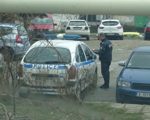 Мъж е със счупени зъби след меле заради жена в Благоевград
