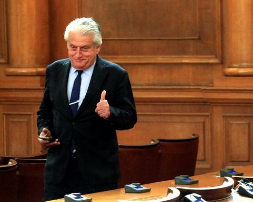 Атанас Атанасов хвърли оставка от комисията по службите