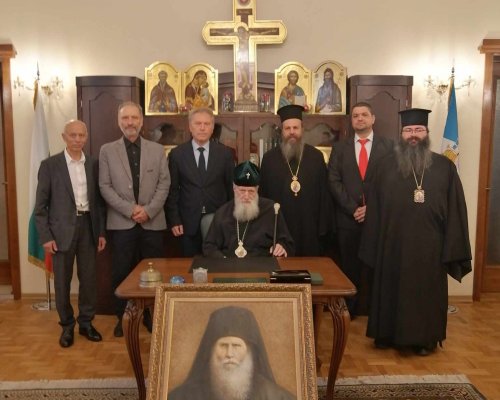 Ректорът на ЮЗУ на крак при Патриарх Неофит