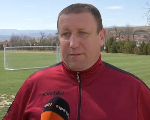 Старши треньорът на Спортика изгърмя за три мача