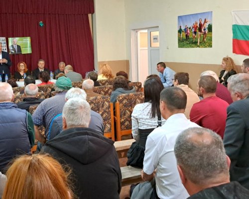 Николай Шушков пое ангажимент пред хората от Бело поле за изграждане на отделен път за сметоизвозващите камиони