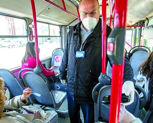 Новият вариант на  Омикрон  удря в очите