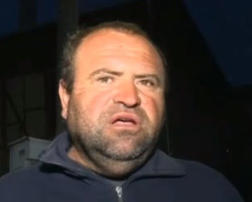 Фермер от Брезница се раздели с крупна сума, кътал я в буркани, скрити в плевнята