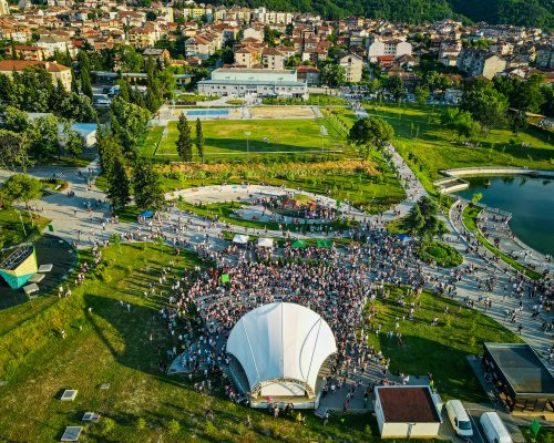 Подобрения и промяна на градската среда в Петрич