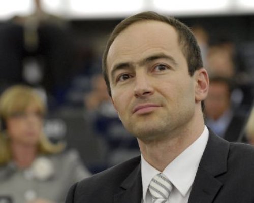 Евродепутат от ГЕРБ поиска Благоевград да се казва Самуиловград
