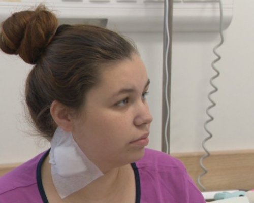 Родилка отново прегърна децата си, след като лекари от две болници се пребориха за живота и