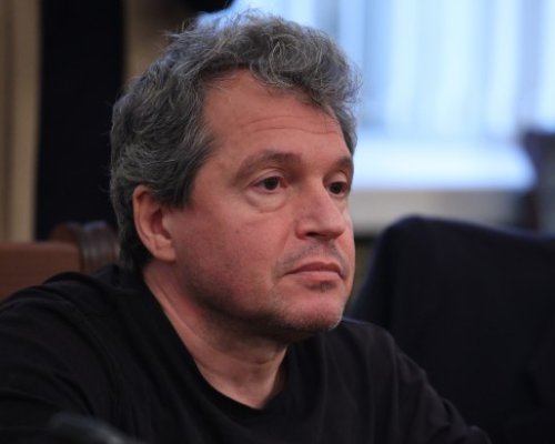Скандал! ИТН иска арест за зам.-министър, записал кодовете на машините за гласуване