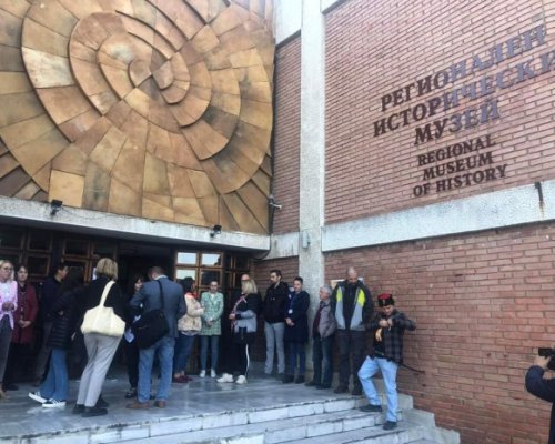 В Деня на будителите: Културните дейци в Благоевград излизат на протест