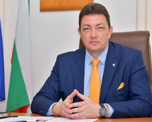 Димитър Бръчков е новият-стар кмет на Петрич, победи в тежък балотаж със Стоян Руйков