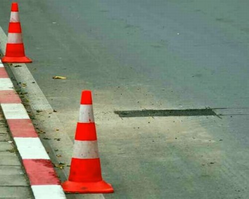 Млад шофьор блъсна възрастна жена на тротоар в санданско село