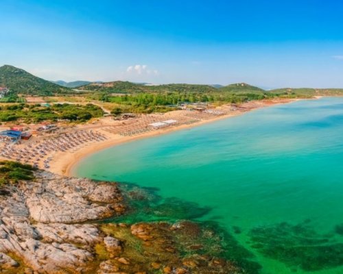 Бедни ли? Българи изкупиха това райско кътче в Гърция