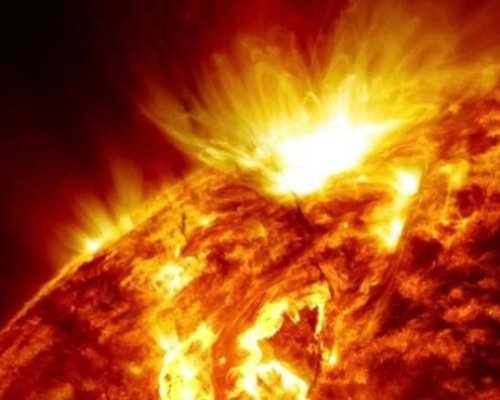Мощна магнитна буря от днес до 12 ноември: какво да очакваме