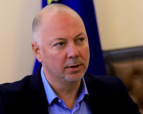 Разглеждат вота на недоверие към правителството на 15 ноември