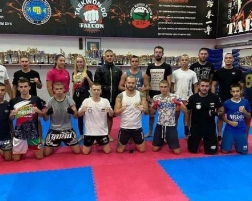 Благоевградски гимназист поканен в ОАЕ