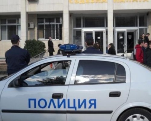 Предадоха на съд стрелеца опитал да убие млада жена в Благоевград