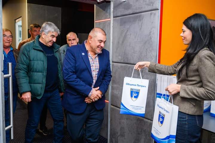Жест на уважение към ветераните на футболен Петрич в чест на 100-годишния юбилей на ОФК Беласица