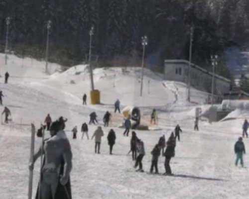 Командироват повече полицаи за зимния сезон в курорта Банско