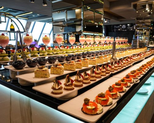 Вкус, визия, презентация-в Grand Hotel Bansko вниманието към храната е във всеки детайл