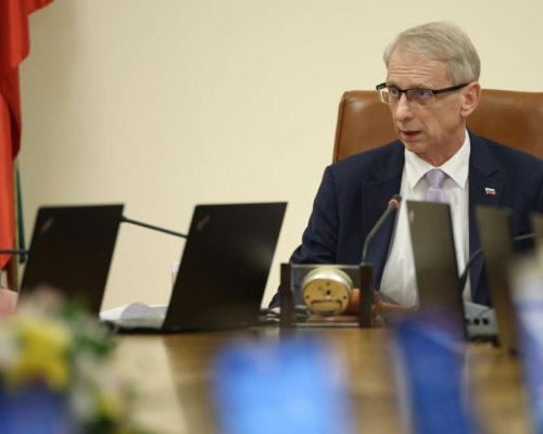 Премиерът: Политическите игри с бюджета за здраве са опасни за здравето