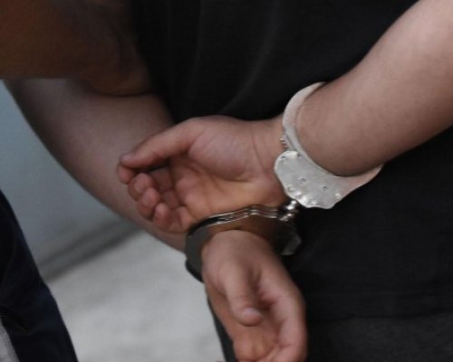 Щракнаха белезниците на петима при спецакция в Пиринско
