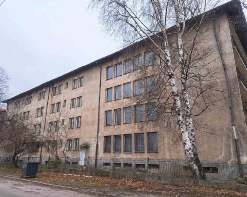 За над 2,5 млн. лв. ремонтират общежитието на лесотехническата гимназия в Банско