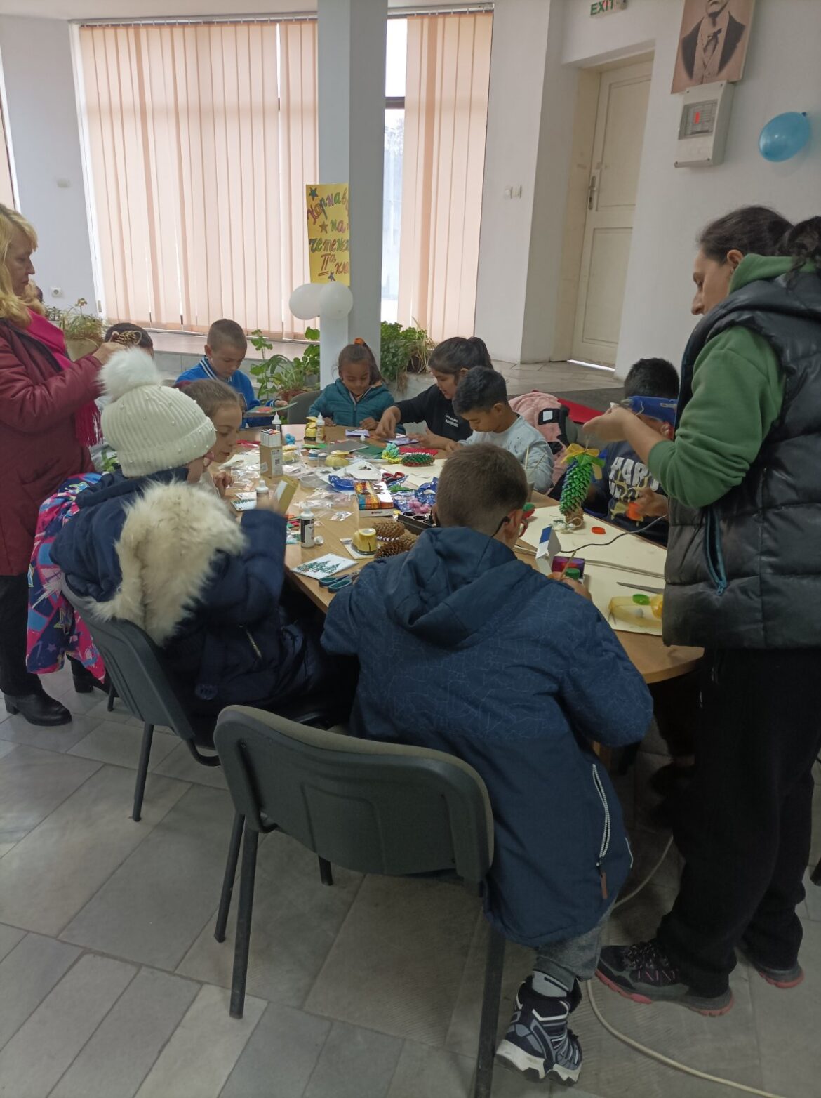 В Белица откриха работилницата за производство на коледно-новогодишна украса и сувенири
