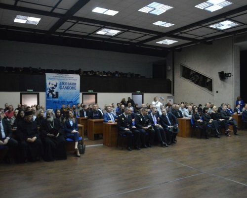 Връчиха наградите в конкурса за магистрати и полицаи Страхливият умира всеки ден, смелият само веднъж
