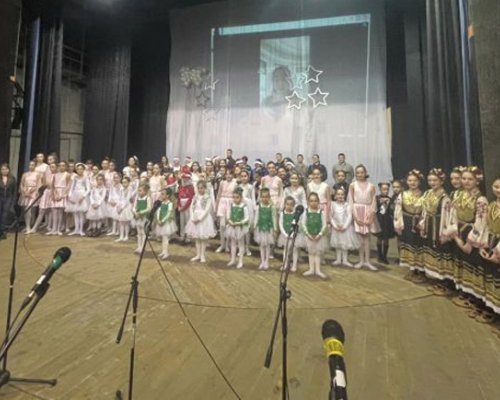 Хора с добри сърца събраха 4300 лв. за лечение на момиченце в Сандански