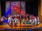 Самодейни състави от Банско и Битоля изнесоха фолклорен концерт Празнична прегръдка