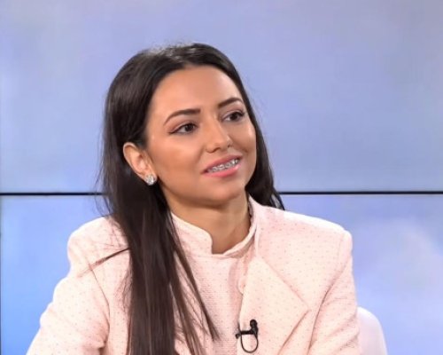 Признание: Преподавател от Гоце Делчев грабна приза Учител на годината за 2023 година