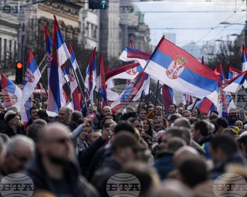 Хиляди се включиха в Белград в най-големия досега протест след изборите на 17 декември