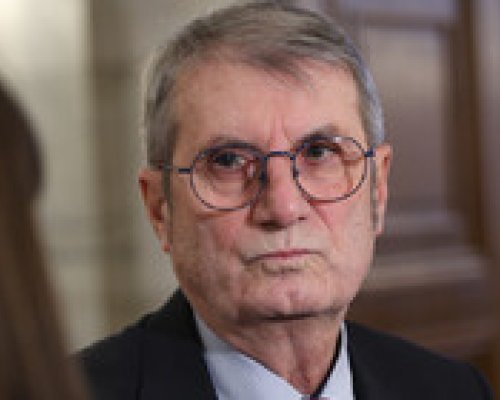 Здравният министър напуска поста си след ротацията
