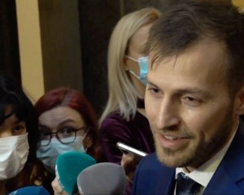 Искрен Митев: ГЕРБ, ДПС и Възраждане си правят алтернативно мнозинство