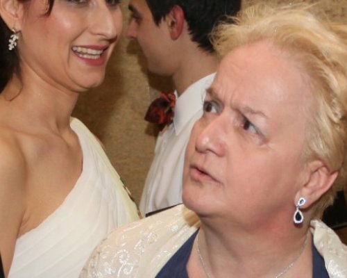 Алена прогнозира победа на Русия, удрят ни порои и зловеща суша